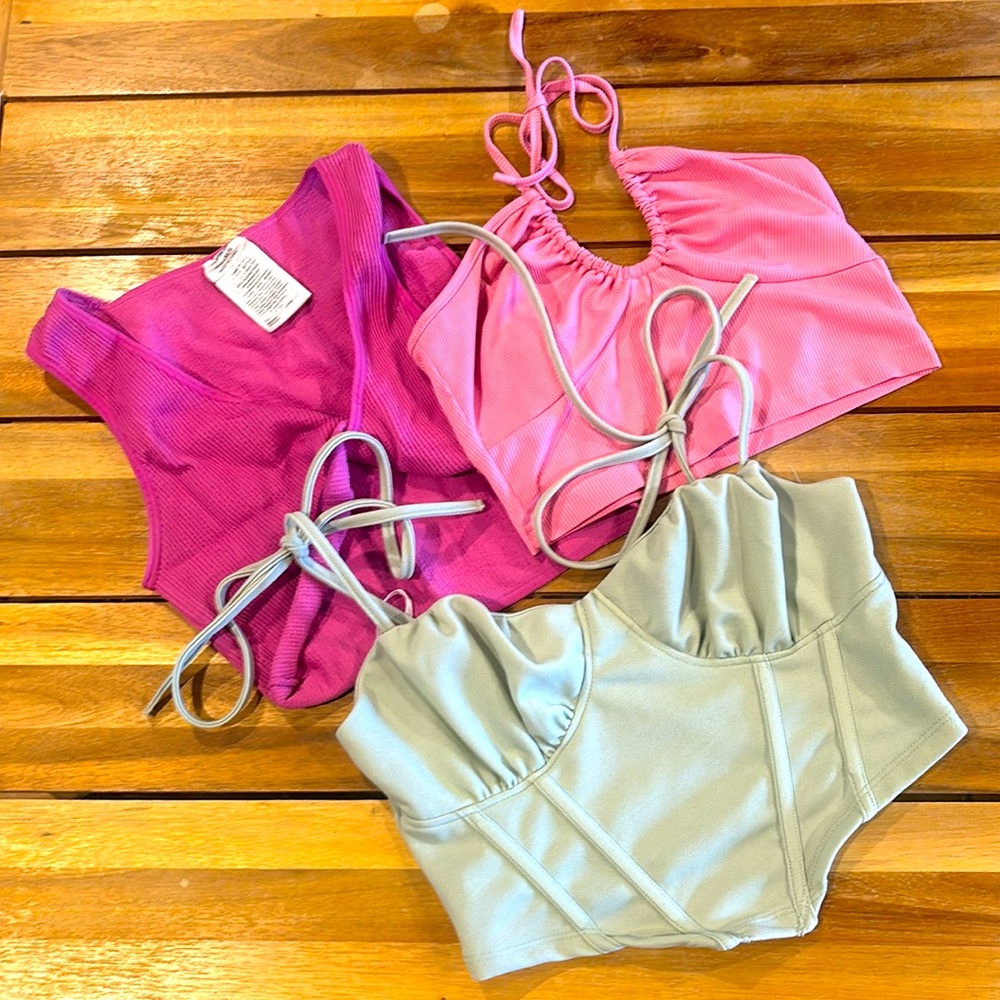 🩷Valentine’s Day🩷 Crop Top Lot